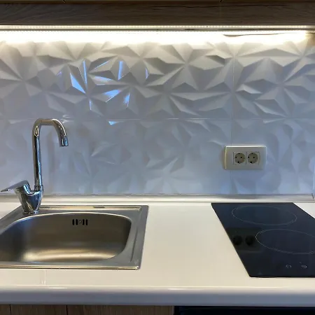 Roula Kotsonis Superior Aparthotel