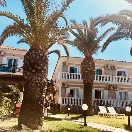 Roula Kotsonis Superior Apartmanhotel