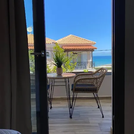 Roula Kotsonis Superior Appart hôtel