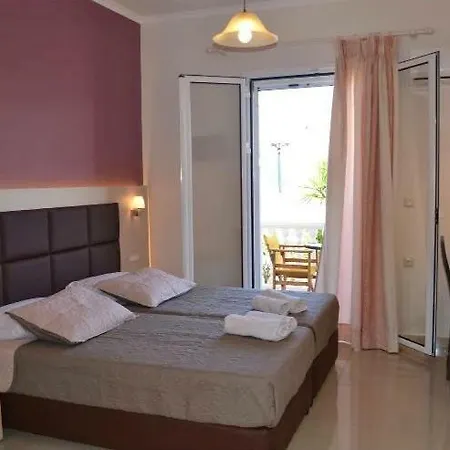 Roula Kotsonis Superior 3*